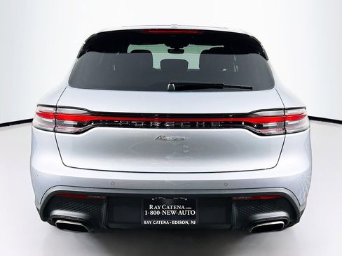 New 2026 Porsche Macan Base image 10