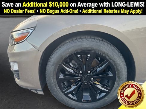 Used 2022 Chevrolet Malibu LT image 13