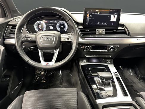 Used 2023 Audi Q5 e Prestige w/ Prestige Package image 5
