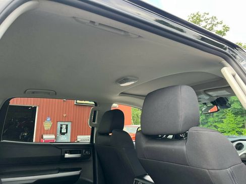 Used 2019 Toyota Tundra SR5 AWD/4WD image 34