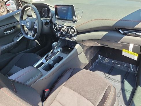 New 2025 Nissan Sentra SR image 12