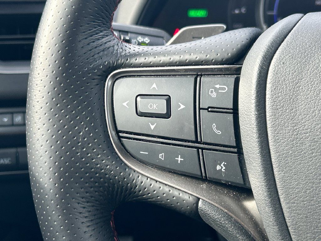 Used 2024 Lexus UX 250h F Sport FWD image 28