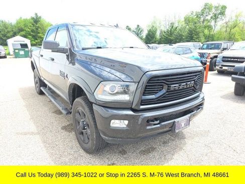 Used 2018 RAM 2500 Laramie w/ Sport Appearance Group AWD/4WD image 3