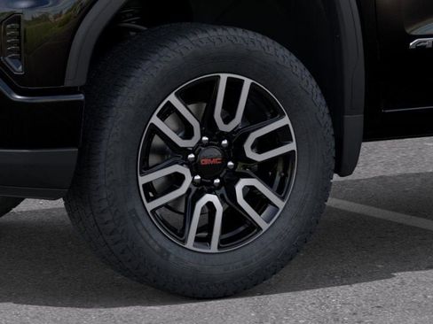 New 2026 GMC Sierra 1500 AT4 w/ AT4 Preferred Package AWD/4WD image 9