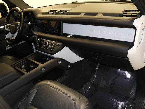 Used 2024 Land Rover Defender 110 S AWD/4WD image 88