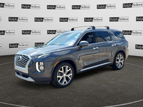 Used 2020 Hyundai Palisade SEL FWD image 2