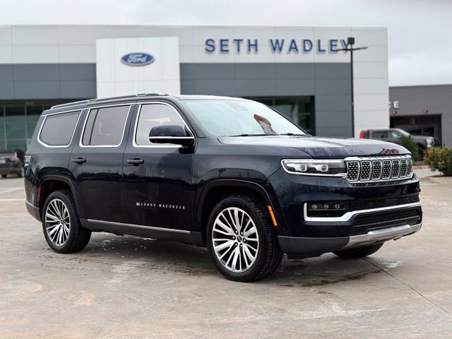 Used 2022 Jeep Grand Wagoneer Series III w/ Rear Seat Video Group 1 AWD/4WD image 1