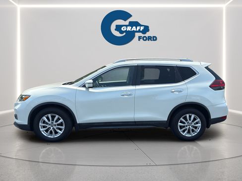 Used 2020 Nissan Rogue SV FWD image 11