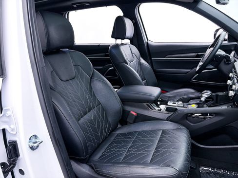 Certified 2025 Kia Telluride SX X-Line AWD/4WD image 44