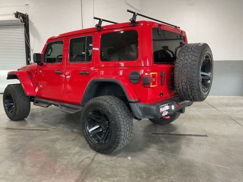 Used 2019 Jeep Wrangler Unlimited Rubicon w/ Uconnect 4C Nav & Sound Group AWD/4WD image 4