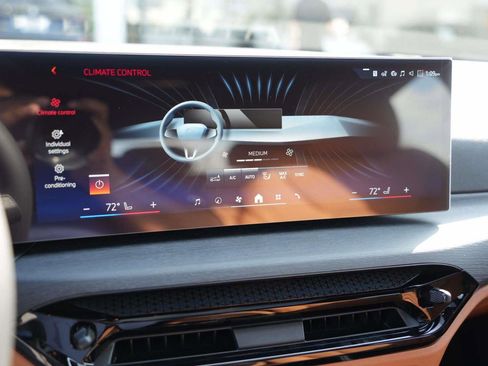 New 2026 BMW i4 eDrive40 w/ Parking Assistance Package image 18