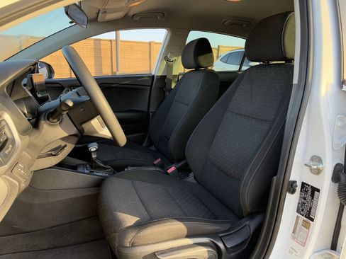 Used 2023 Kia Rio LX image 23