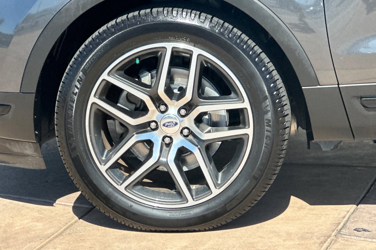 Used 2018 Ford Explorer Sport w/ Equipment Group 401A AWD/4WD image 34