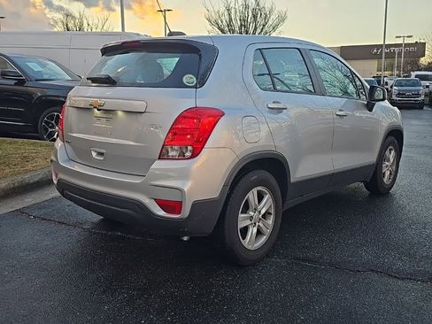 Used 2020 Chevrolet Trax LS image 5