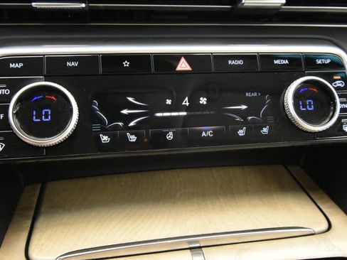 Used 2021 Genesis GV80 2.5T image 22