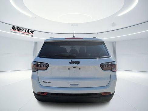 New 2026 Jeep Compass Latitude image 4