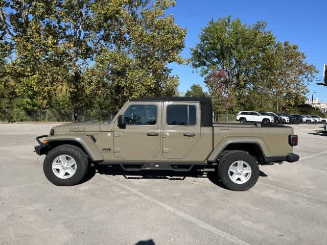 Used 2020 Jeep Gladiator Sport w/ Quick Order Package 23S AWD/4WD image 5