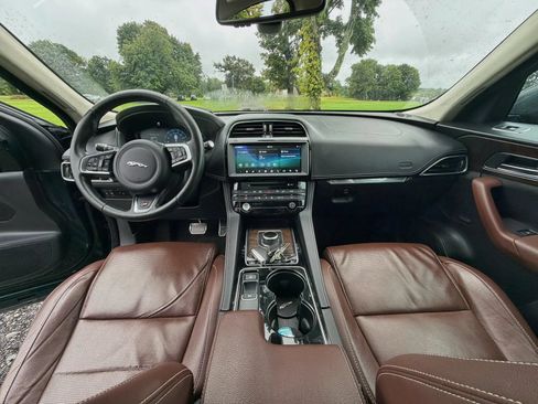 Used 2017 Jaguar F-PACE S AWD/4WD image 69