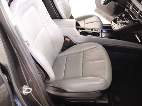 Used 2020 Lincoln Corsair Reserve w/ Equipment Group 201A FWD image 14