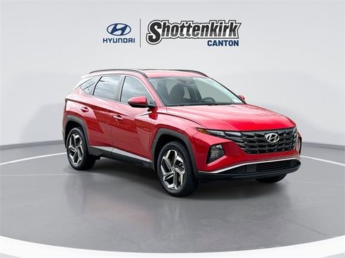 Used 2023 Hyundai Tucson SEL w/ Convenience Package image 2