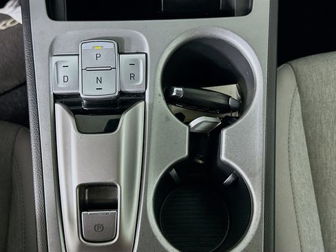 Used 2023 Hyundai Kona SE FWD image 24