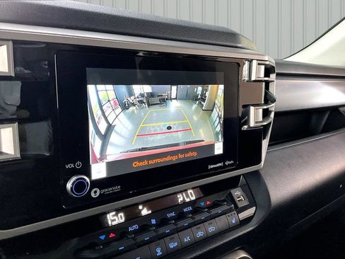 Used 2023 Toyota Tundra SR5 AWD/4WD image 13
