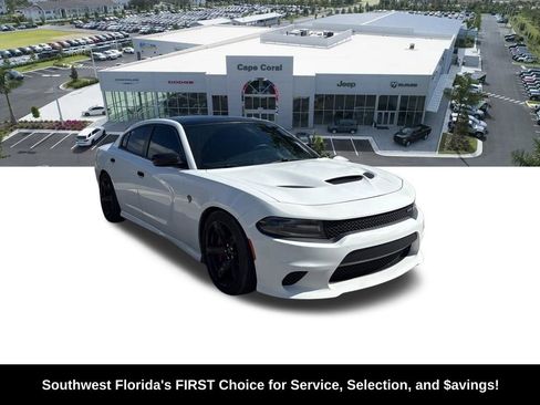 Used 2016 Dodge Charger SRT Hellcat w/ Harman/Kardon Audio Group image 2