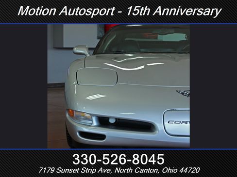 Used 2004 Chevrolet Corvette Convertible w/ Preferred Equipment Group RWD image 5