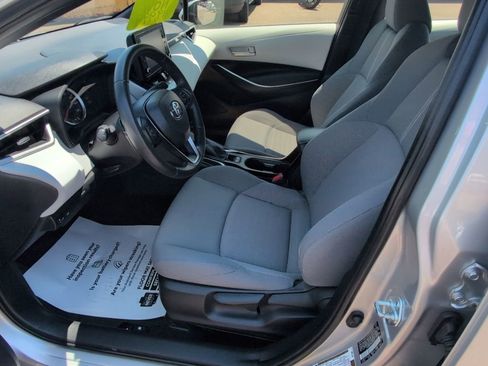 Used 2022 Toyota Corolla SE FWD image 18