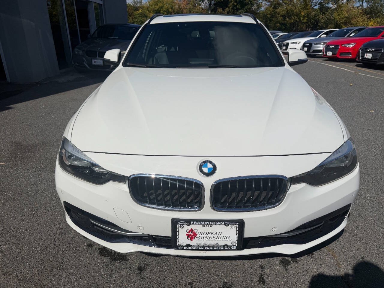 Used 2016 BMW 328i xDrive Wagon AWD/4WD image 2