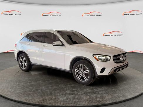Used 2020 Mercedes-Benz GLC 300 4MATIC image 4