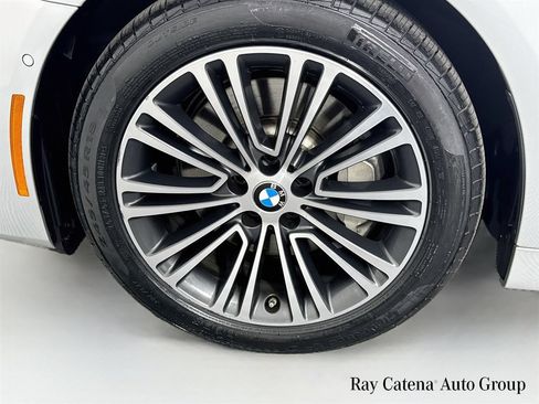 Used 2019 BMW 530i xDrive w/ Premium Package AWD/4WD image 32