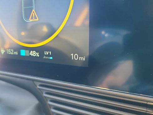 New 2026 Hyundai Ioniq 5 SE image 24