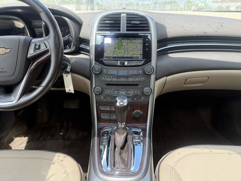 Used 2013 Chevrolet Malibu LT FWD image 21