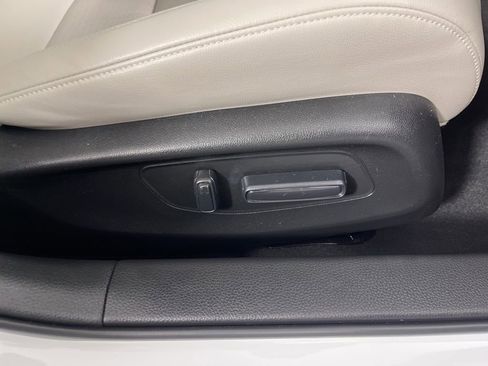 Certified 2024 Honda Civic Sport Touring image 8