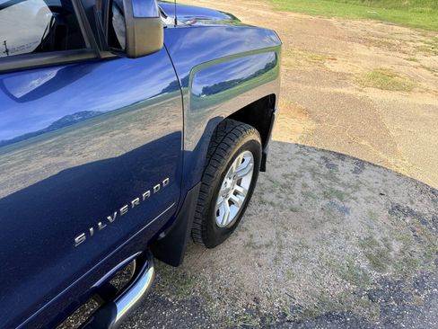 Used 2017 Chevrolet Silverado 1500 LT w/ All Star Edition AWD/4WD image 9