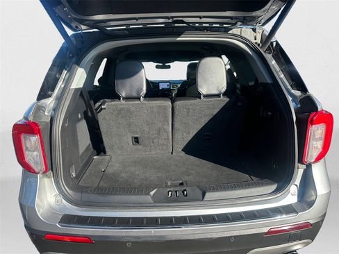 Used 2022 Ford Explorer Limited w/ Equipment Group 301A image 13