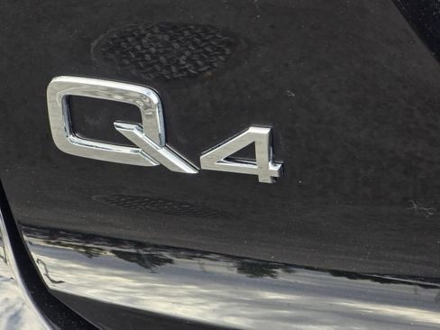 Used 2023 Audi Q4 e-tron Premium Plus w/ Premium Plus RWD image 33