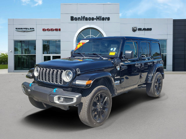 Used 2024 Jeep Wrangler Unlimited Sahara AWD/4WD image 2