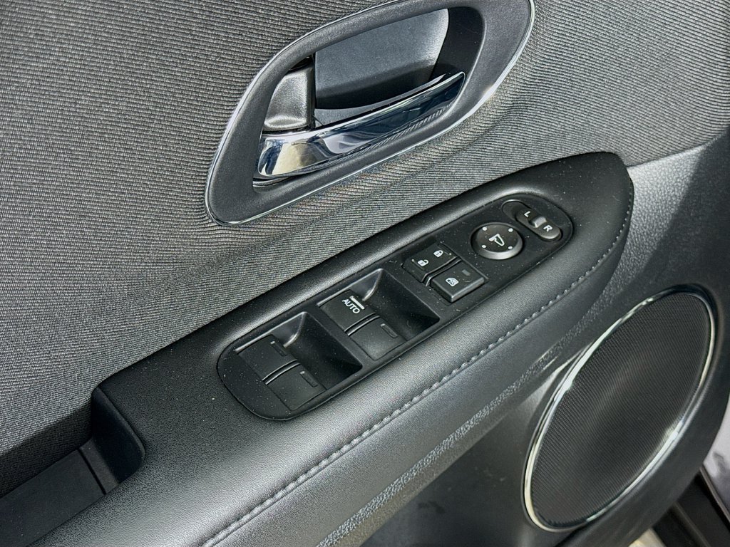 Used 2022 Honda HR-V EX image 19