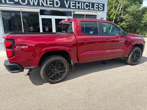 Certified 2025 Chevrolet Colorado Z71 w/ Z71 Convenience Package 2 AWD/4WD image 3