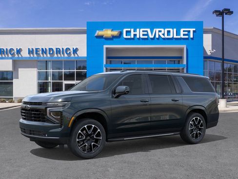 New 2026 Chevrolet Suburban RST image 3