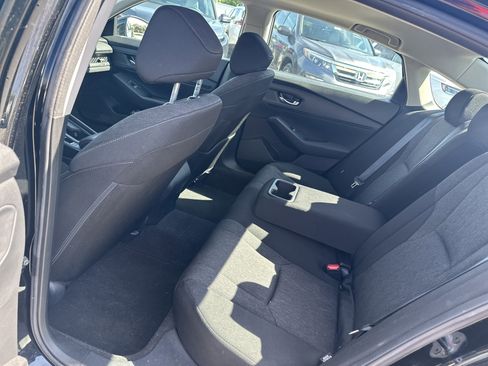 Used 2023 Honda Accord EX image 14