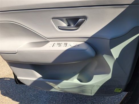 New 2026 Hyundai Kona SEL Premium image 7