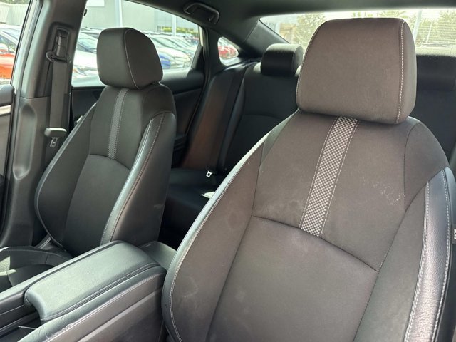 Used 2021 Honda Civic Sport image 11