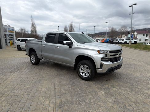 Used 2020 Chevrolet Silverado 1500 LT image 2