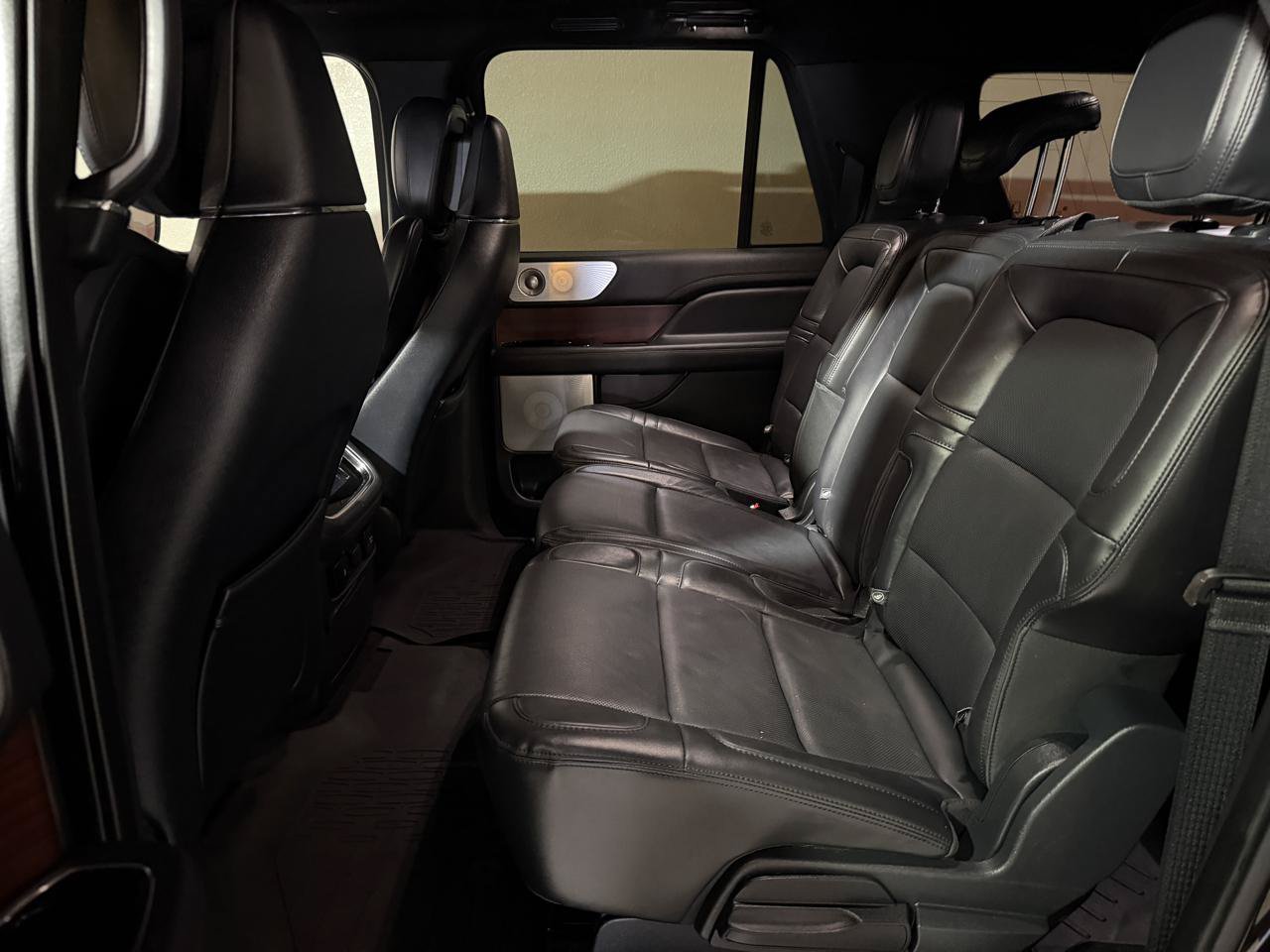 Used 2023 Lincoln Navigator L Reserve AWD/4WD image 12