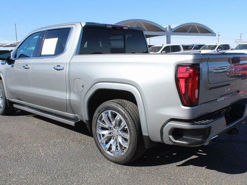 Used 2024 GMC Sierra 1500 Denali w/ Denali Reserve Package AWD/4WD image 8