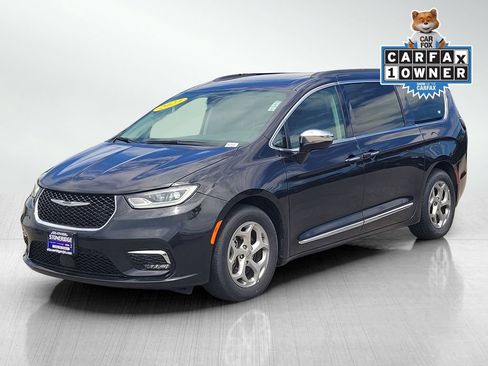 Used 2023 Chrysler Pacifica Limited FWD image 8
