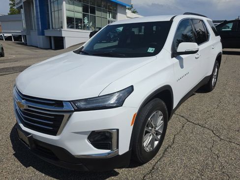 Used 2023 Chevrolet Traverse LT AWD/4WD image 7